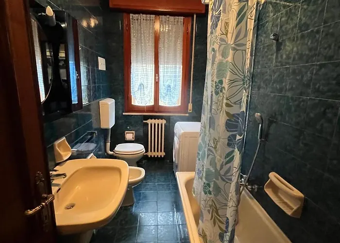 Daire Vale Home-ampio Vicino Al Mare *