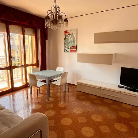 Vale Home-ampio Vicino Al Mare 公寓 里米尼