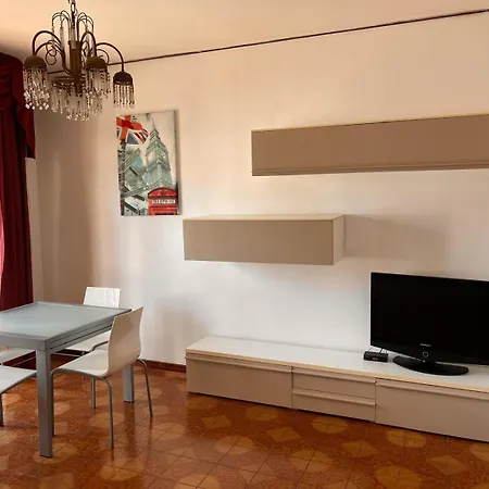 Vale Home-ampio Vicino Al Mare 里米尼